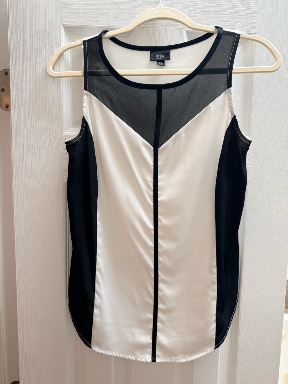 Mossimo Supply Co. Black and White Sleeveless Mesh Yoke Tank